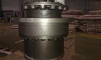 Редуктор хода в сборе ZX230 (~011128) 9181678\9195448