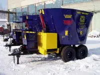 Кормораздатчик измельчитель КИС-10а